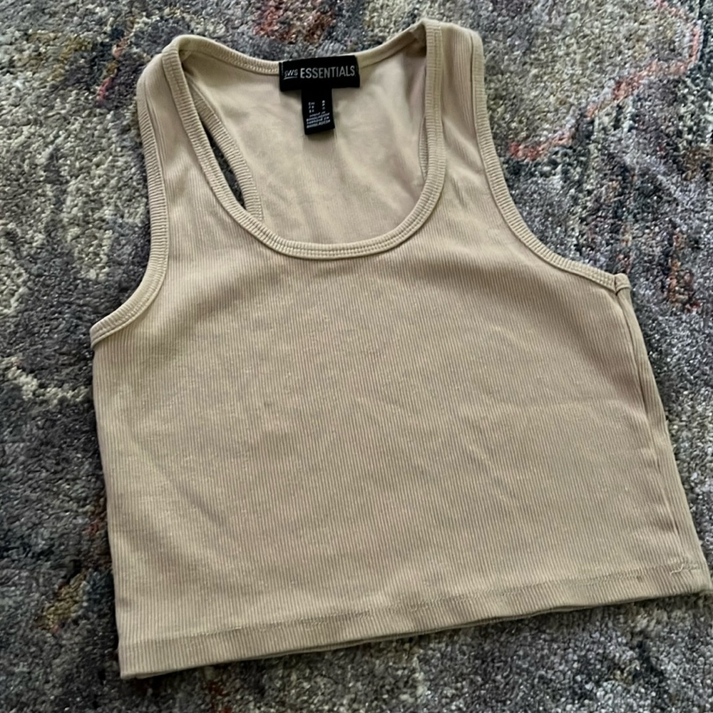 Cropped tank